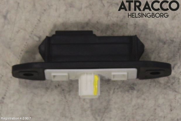 Toyota COROLLA 19- Bakluckehandtag