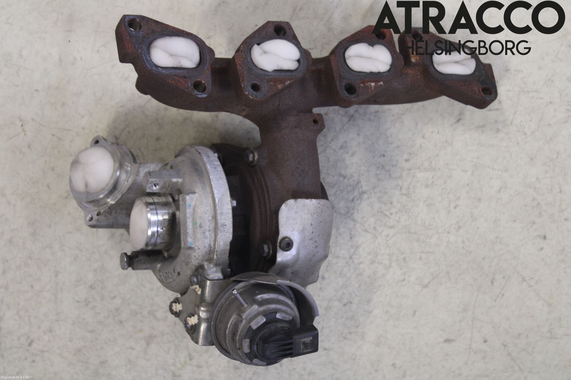 Volkswagen VW PASSAT 11-14 Turboaggregat
