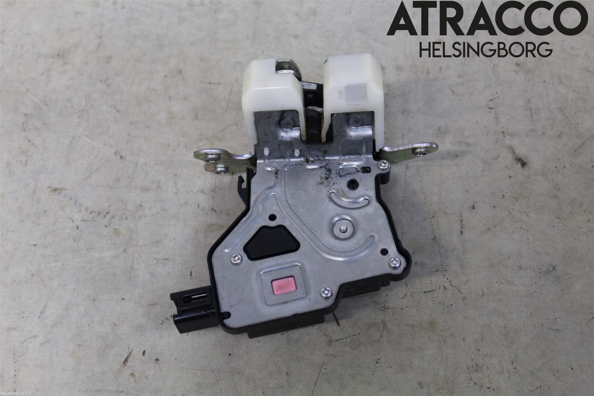 Suzuki SWIFT 17-24 Låskista Baklucka