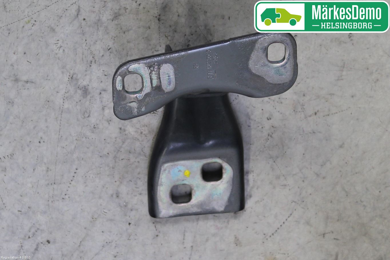 Opel ASTRA J 10-15 Bakluckegångjärn Hö