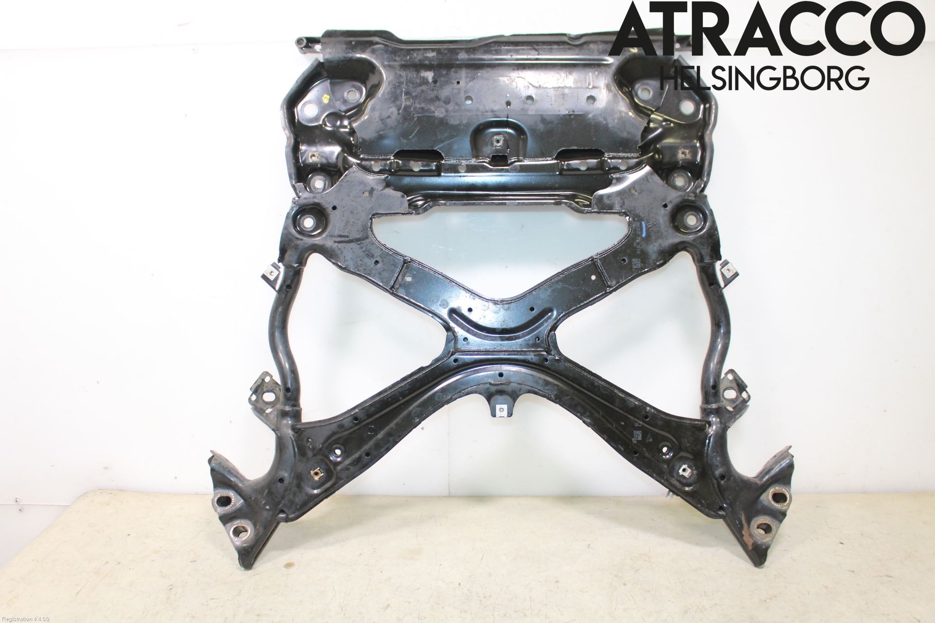 Audi A4/S4 B9 16-19 Framvagnsbalk