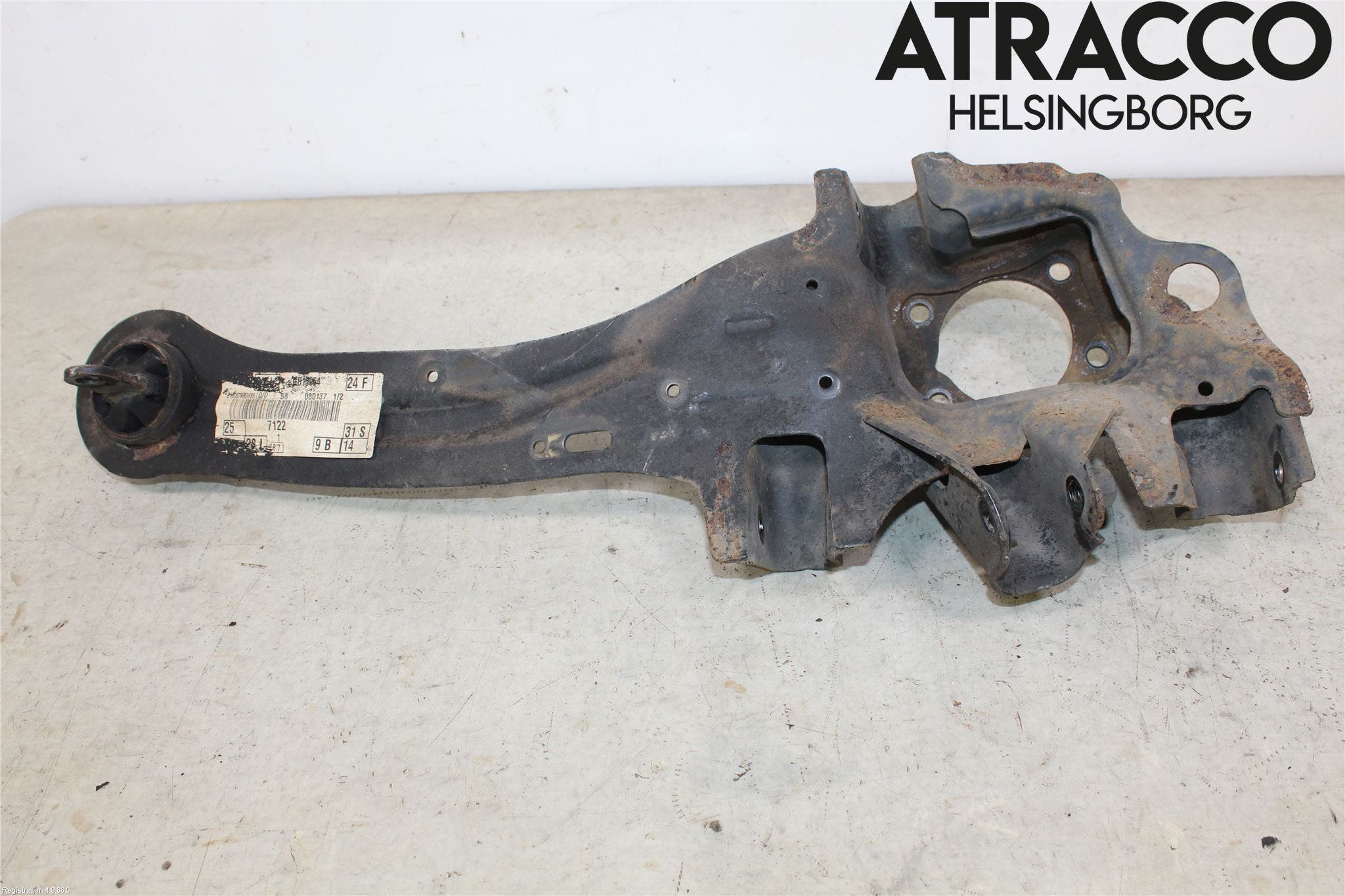 Ford FOCUS 15-18 Bärarm Bak Höger