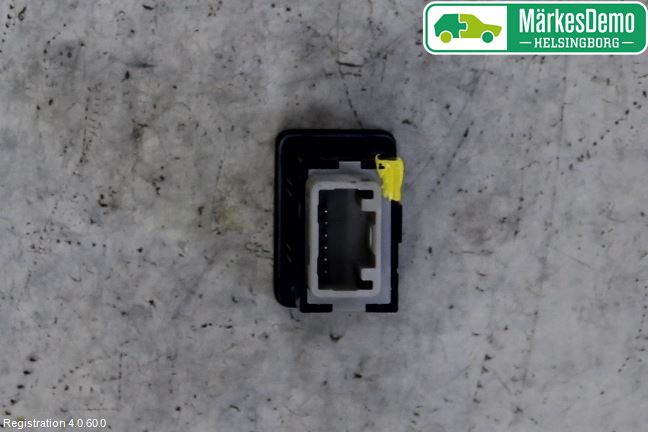 Mitsubishi ECLIPS CROSS Strömställare Övrigt