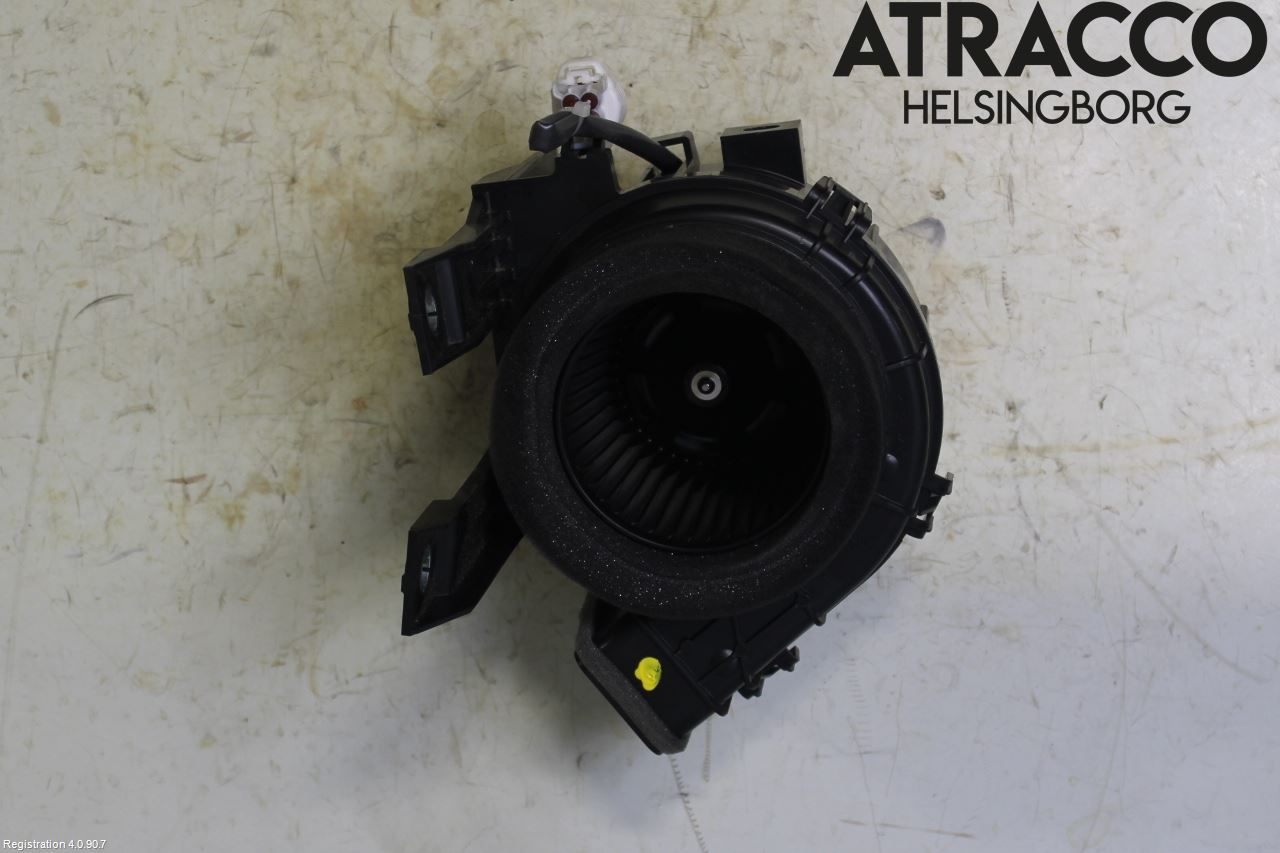 Toyota C-HR 16-23 Värmefläkt