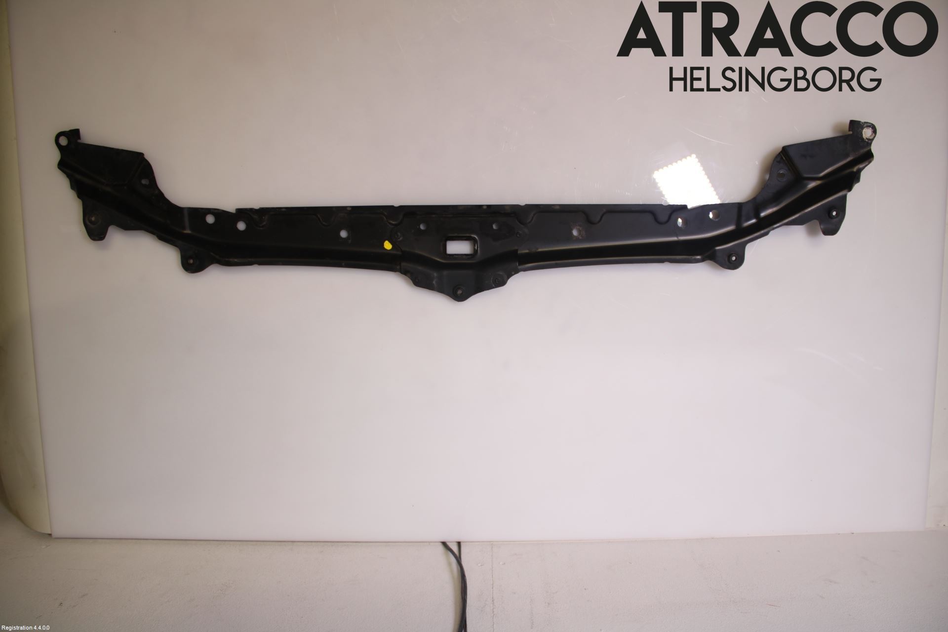 BMW 5 E60/61 Sed/Tou 02-10 Frontplåt