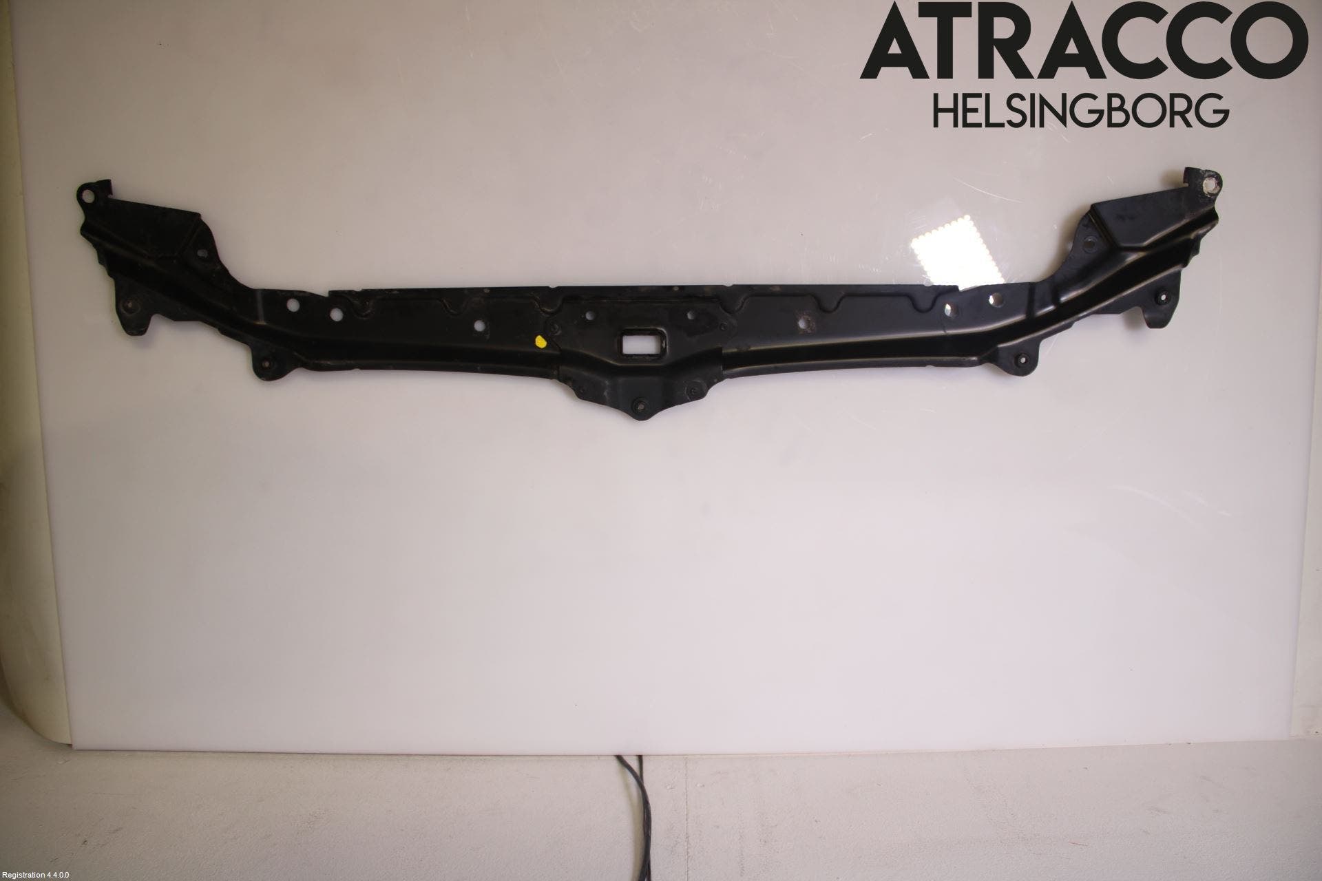 BMW 5 E60/61 Sed/Tou 02-10 Frontplåt