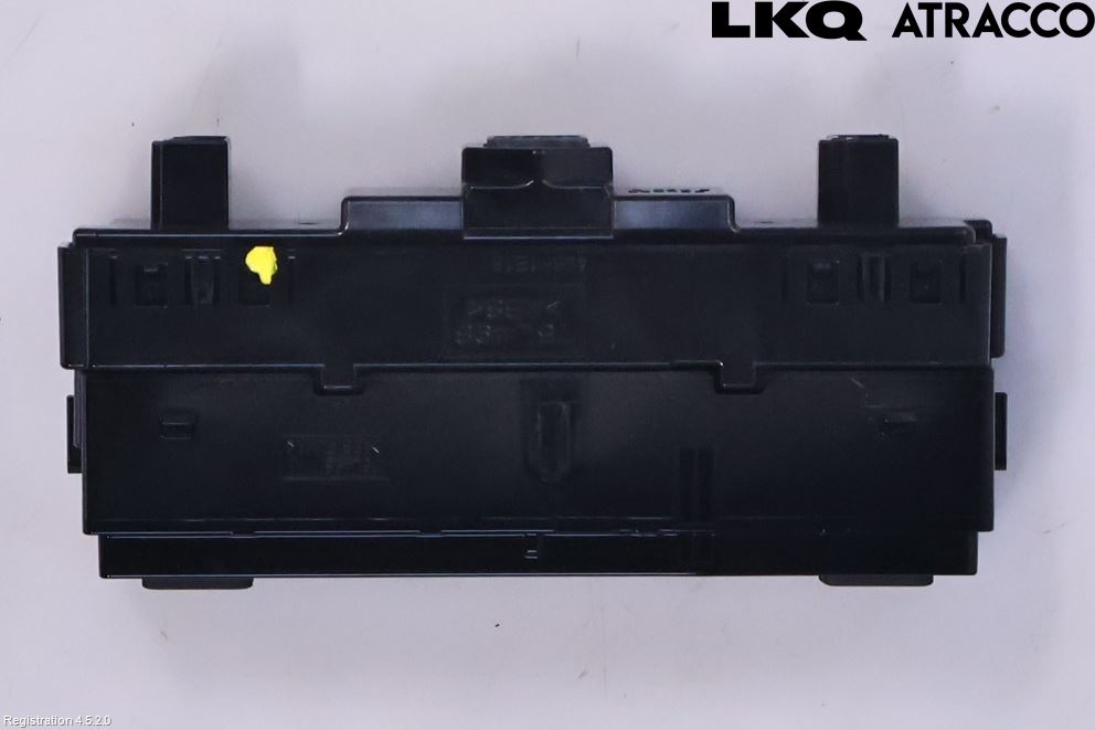 Toyota RAV4 19- Strömställare Stolvärme