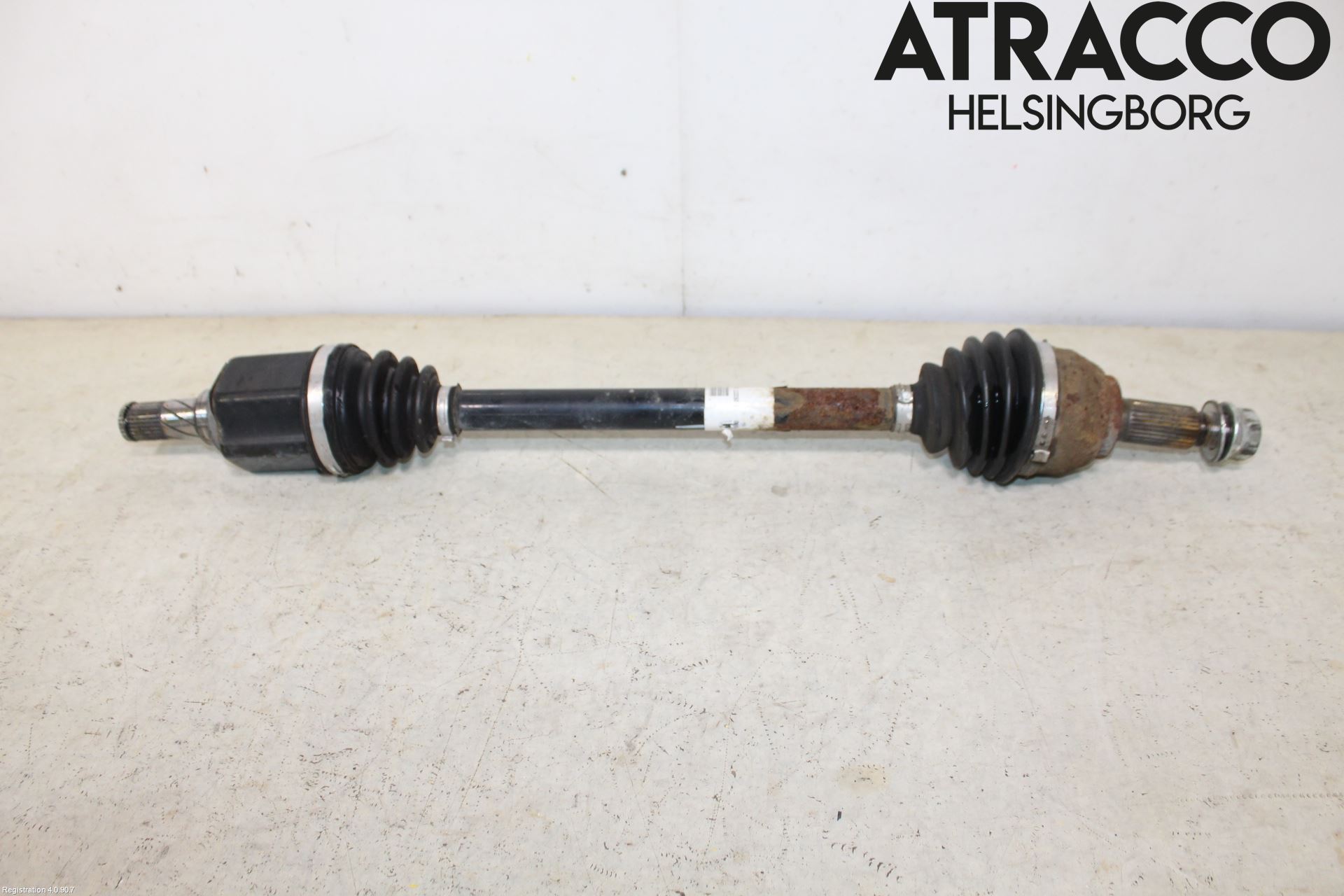 Nissan LEAF 11-17 Drivaxel Fram Vänster