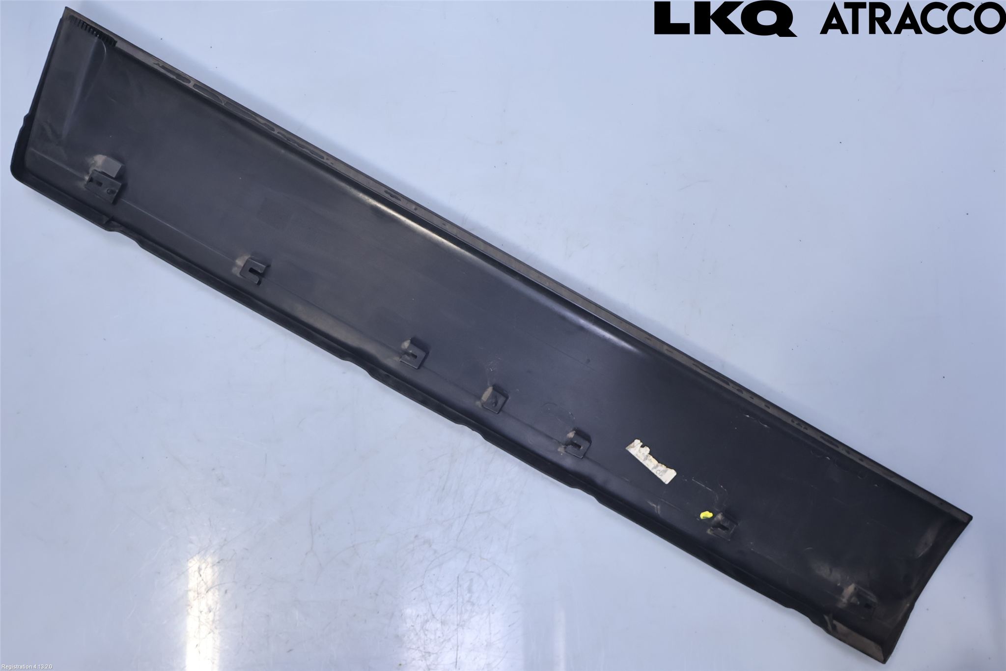 Volvo XC70 08-13 Dörr Dekorlist Fram Hö
