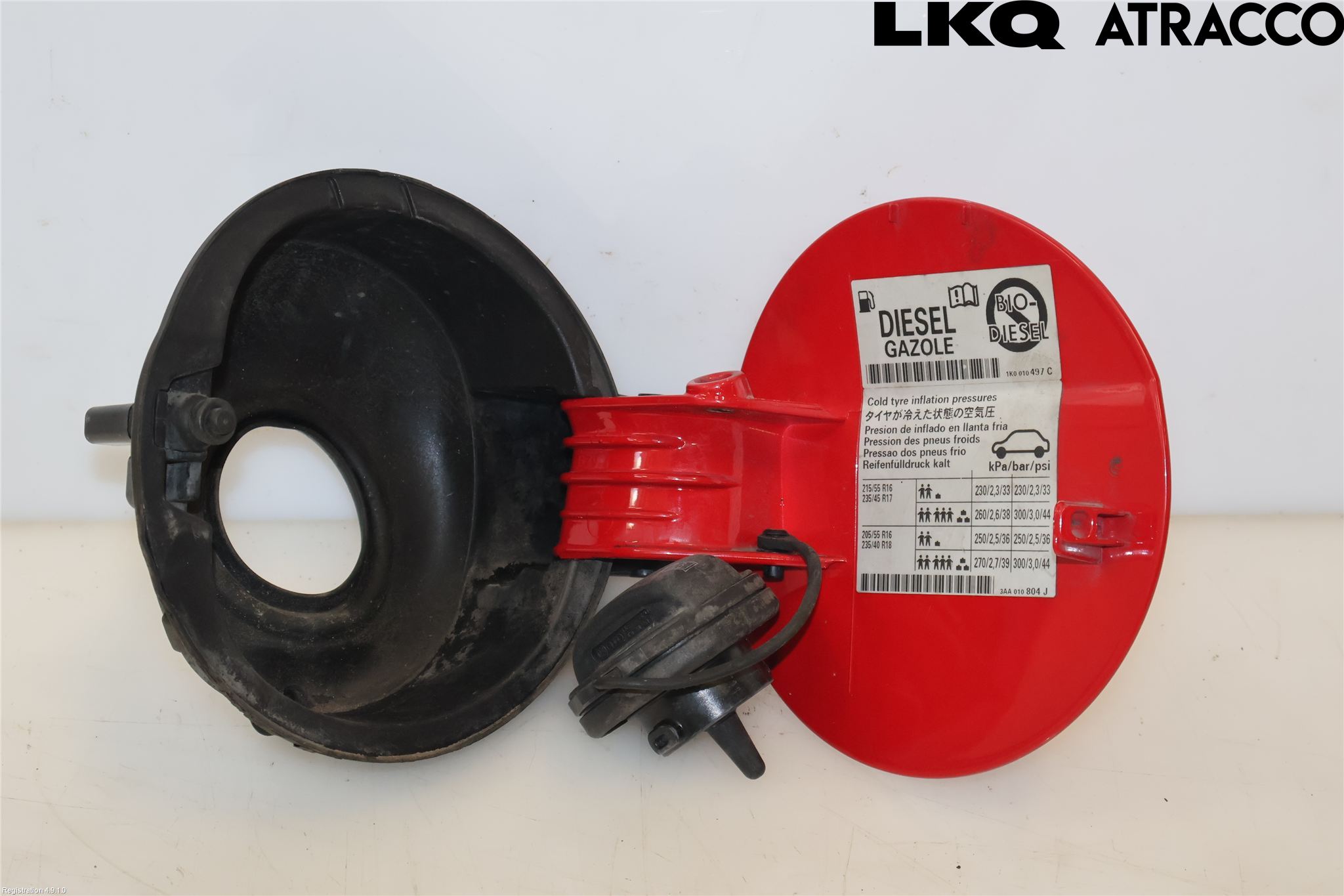 Volkswagen VW PASSAT 11-14 Tanklucka