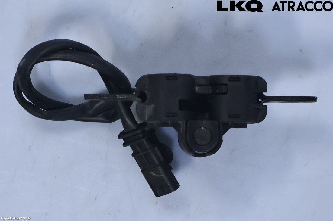 Volvo XC60 14-17 Huvlås