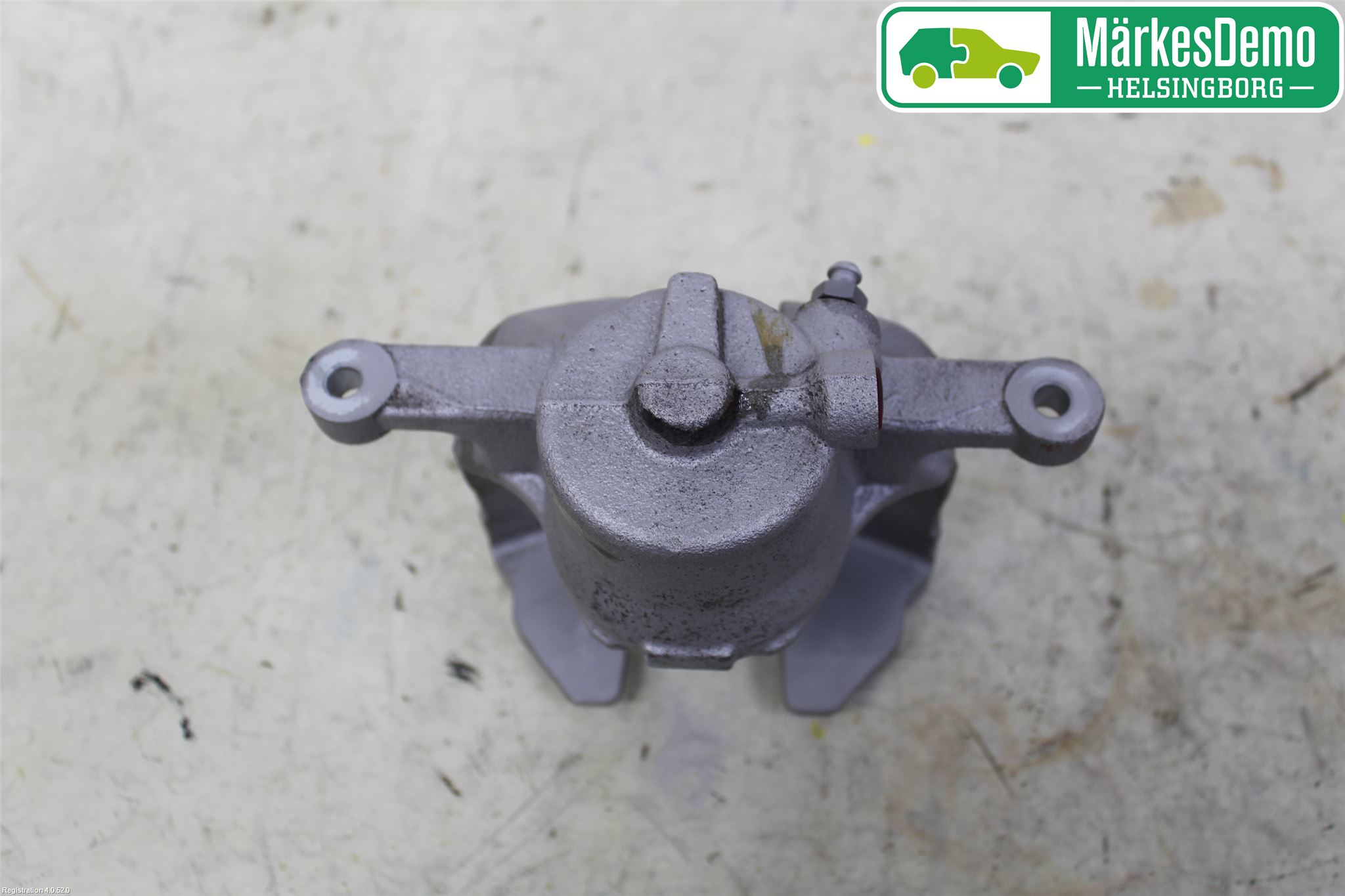 Fiat TIPO/CROSS 16- Bromsok Fram Höger