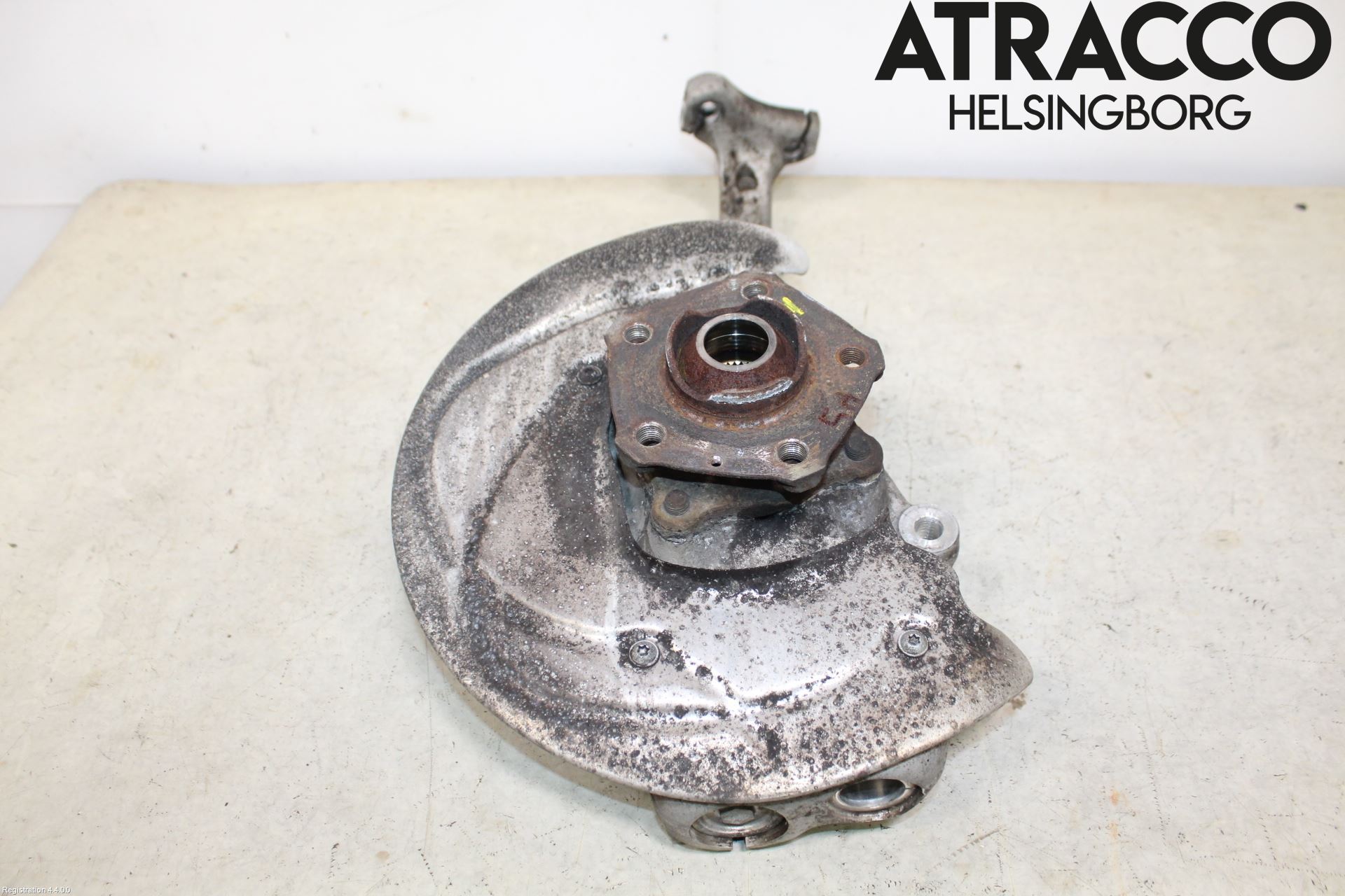 Audi A6 F2/C8 19- Styrspindel Lagerhus Vä