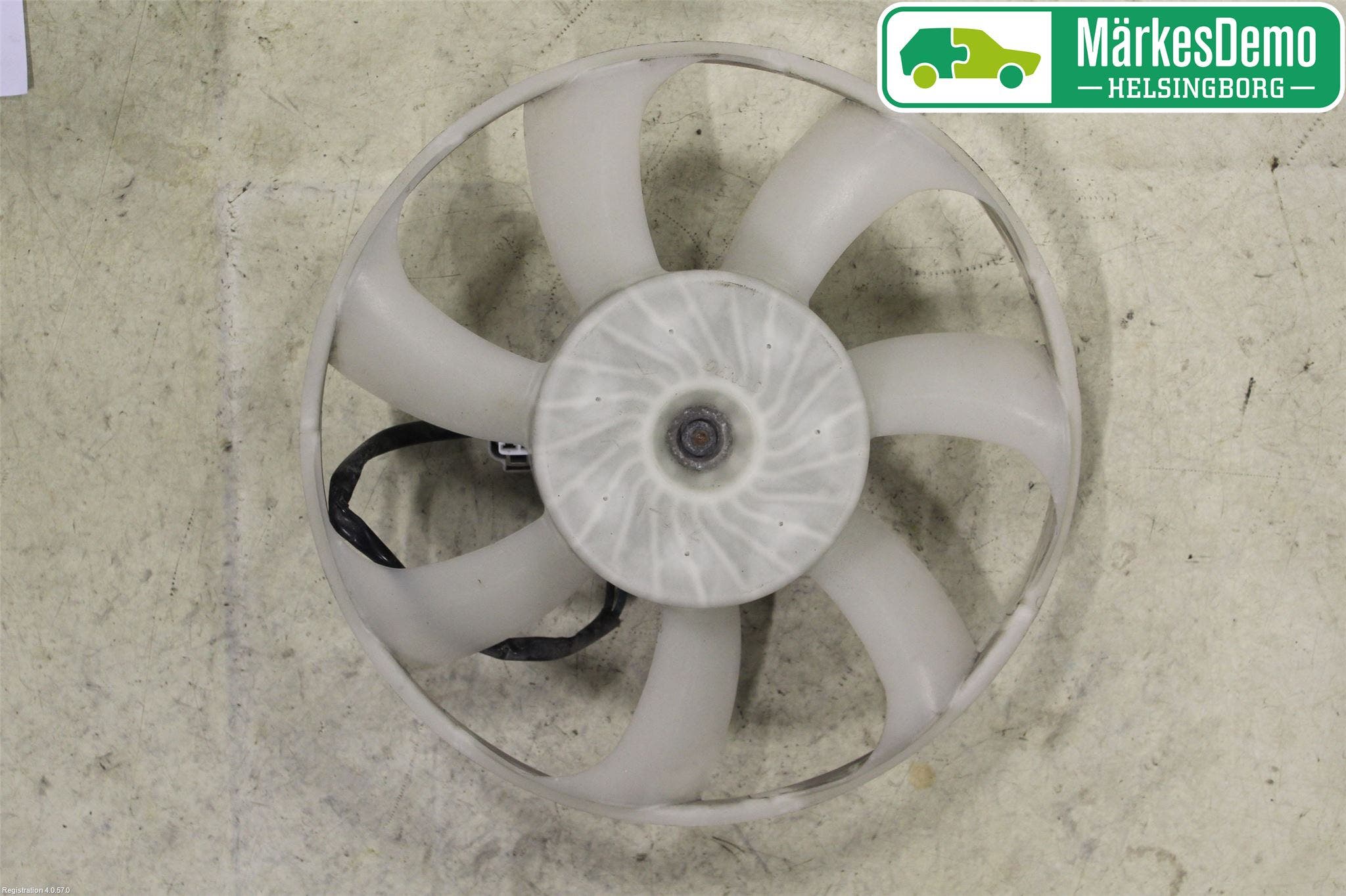 Lexus NX 300h 15-21 Kylfläkt El