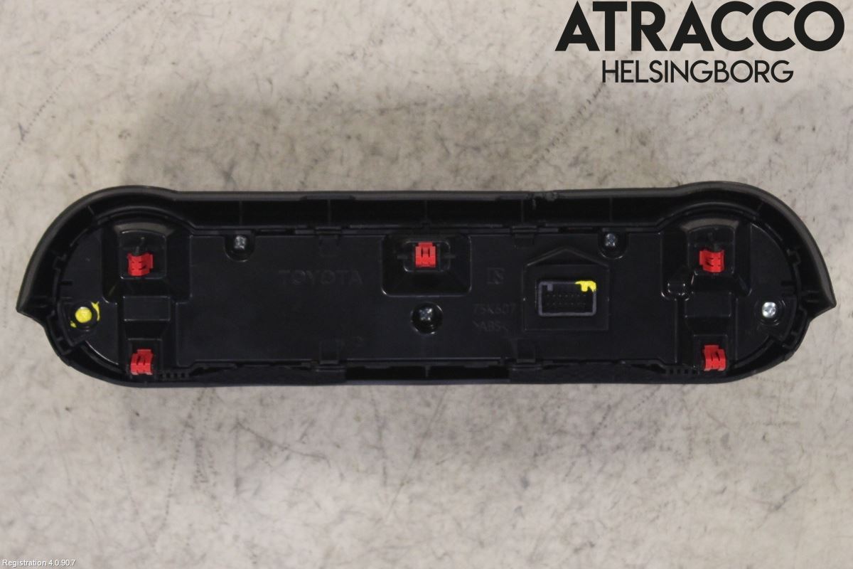 Toyota RAV4 19- Ac Styrenhet Ac Manöveren