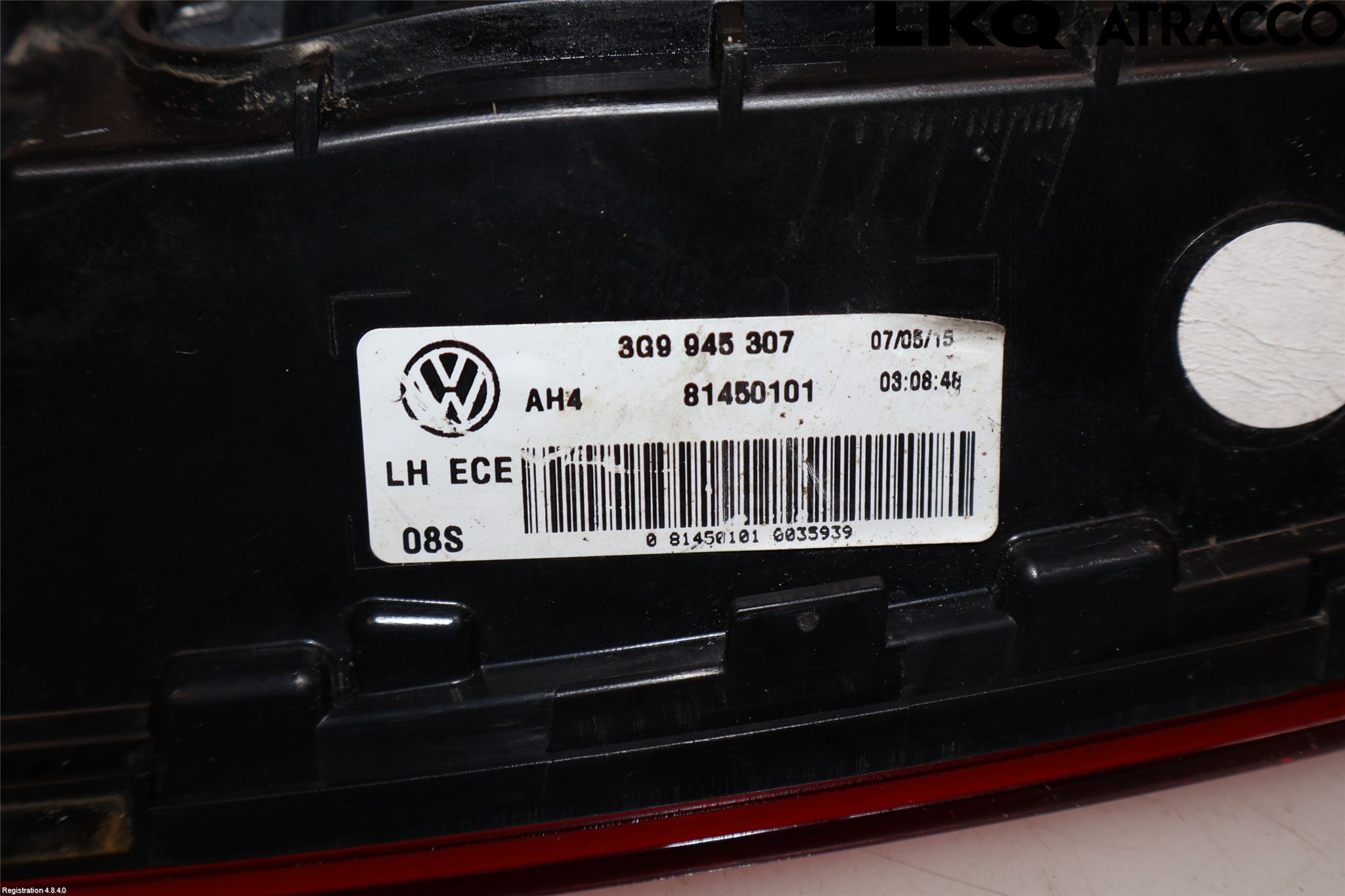 Volkswagen VW PASSAT 15-19 Bakljus Lucka Vä