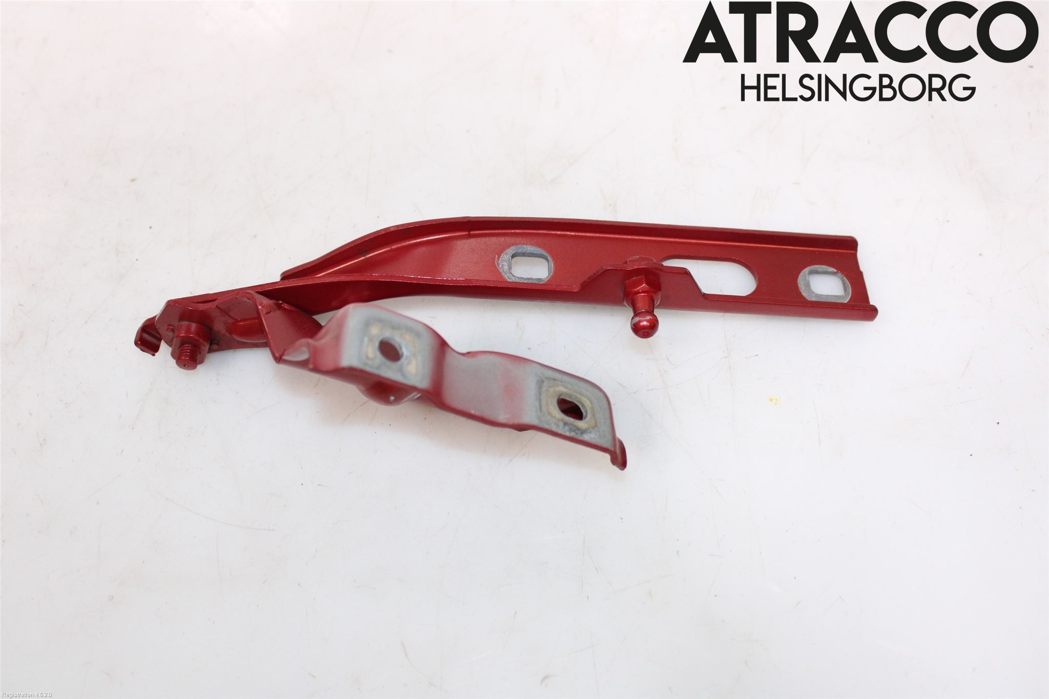 Audi Q5 09-16 Huvgångjärn