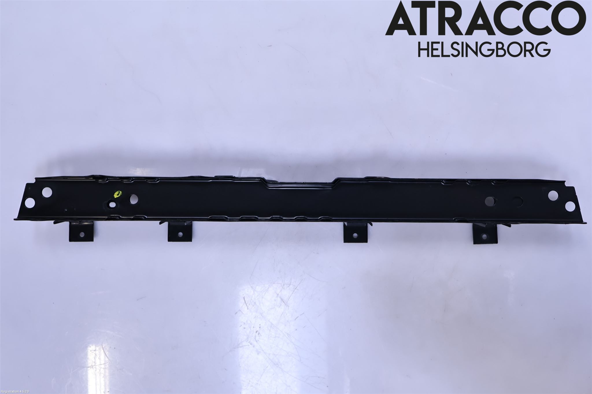 Nissan X-TRAIL 14-21 Front Huvlåsplåt-Balk