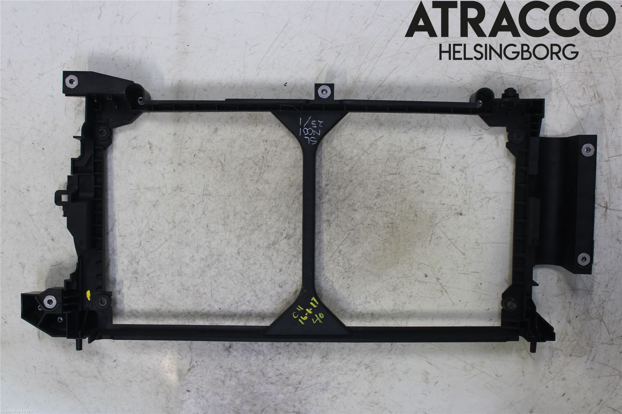 Nissan LEAF 11-17 Kylarfäste-Ram-Balk