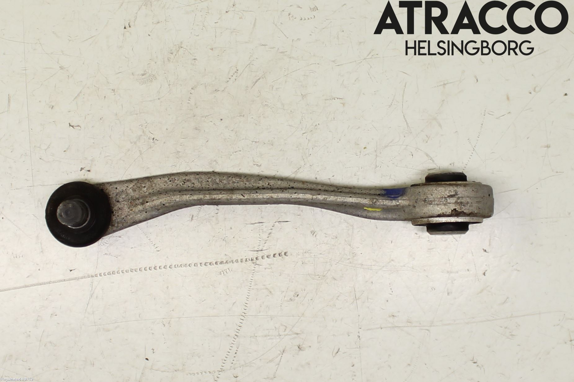 Audi A4 12-15 Bärarm Fram Övre Vä