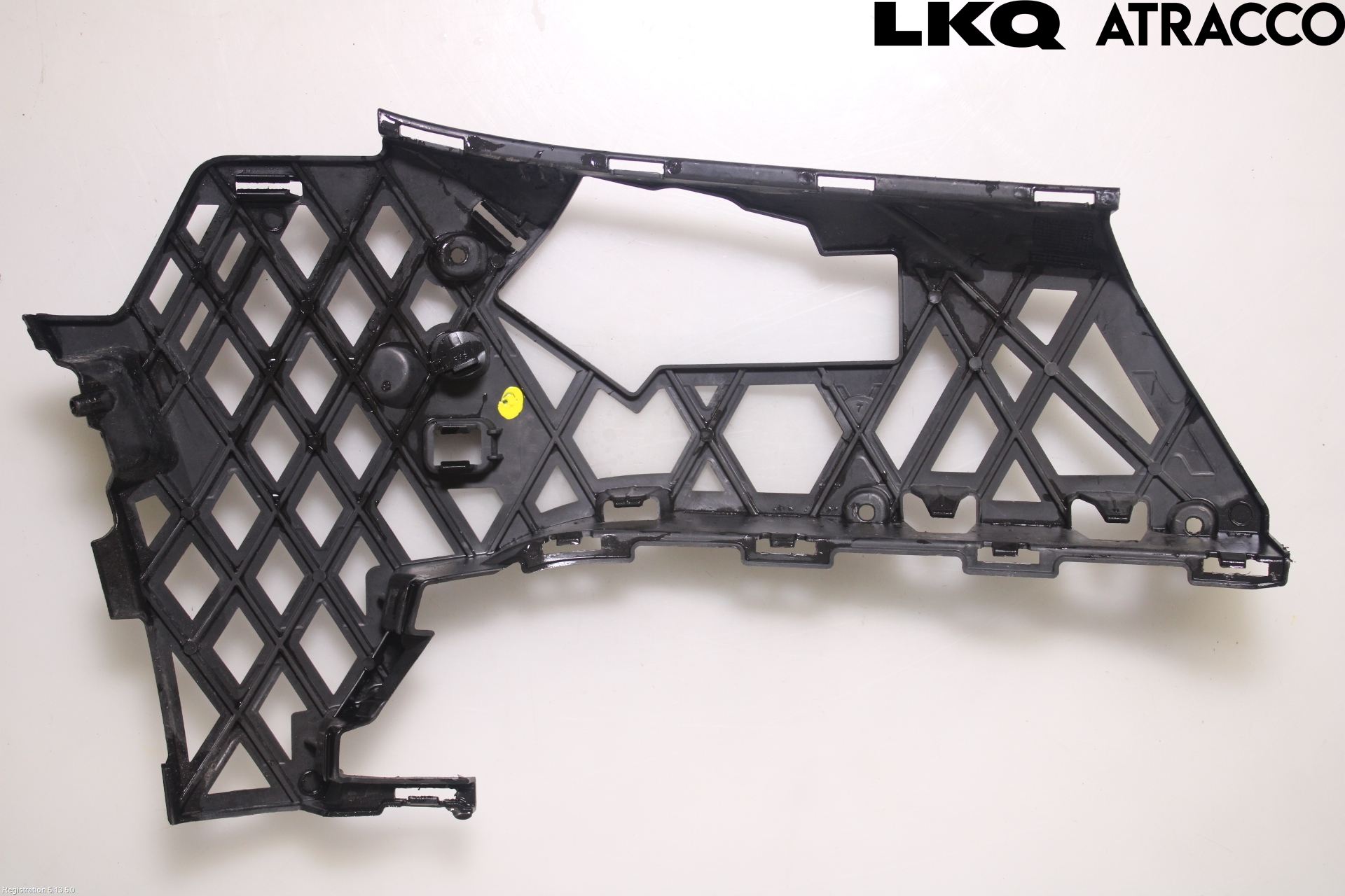 Volkswagen VW PASSAT 15-19 Stötfångardel Fram Vä