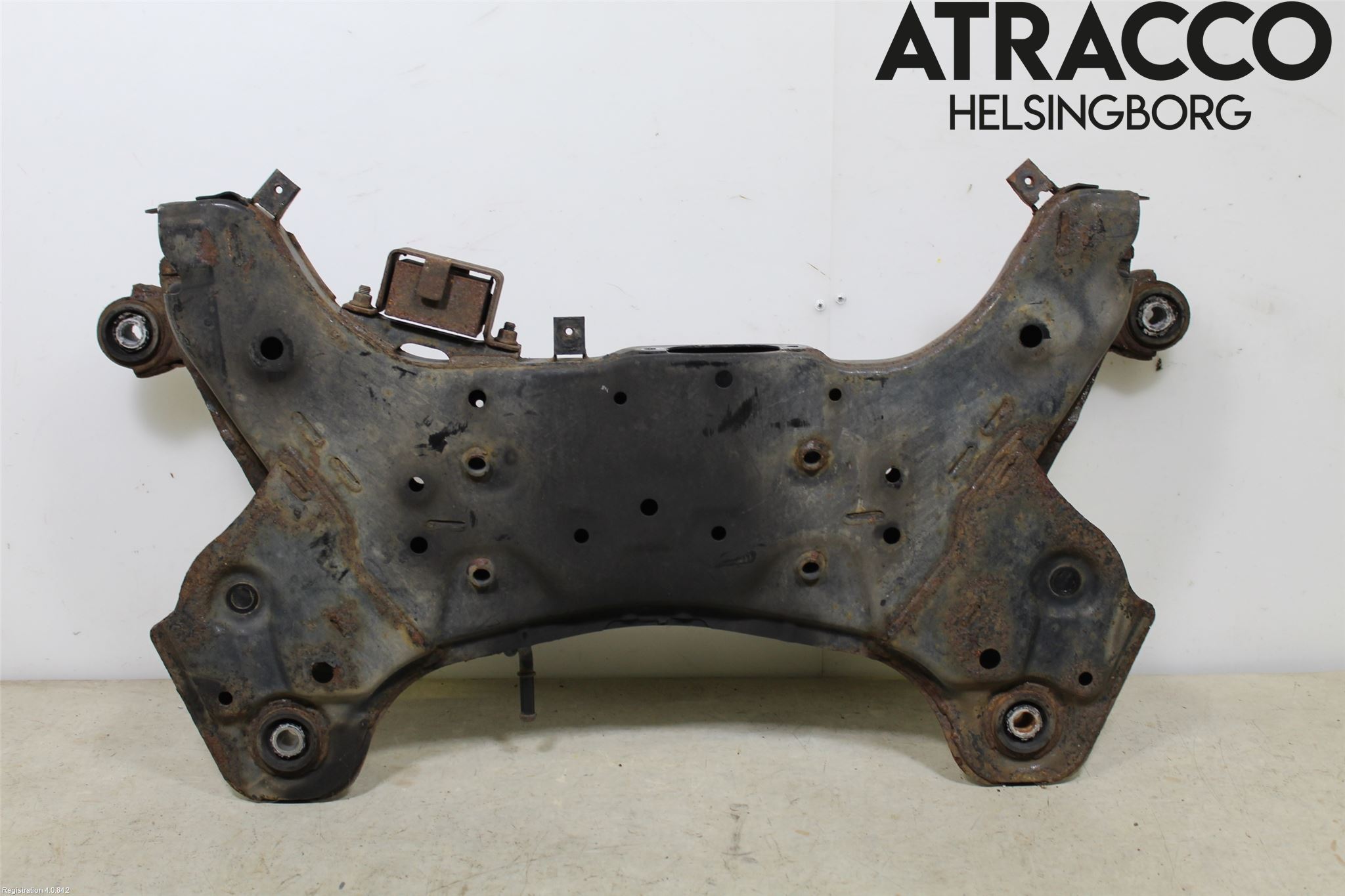 Hyundai i40 08-15 Framvagnsbalk