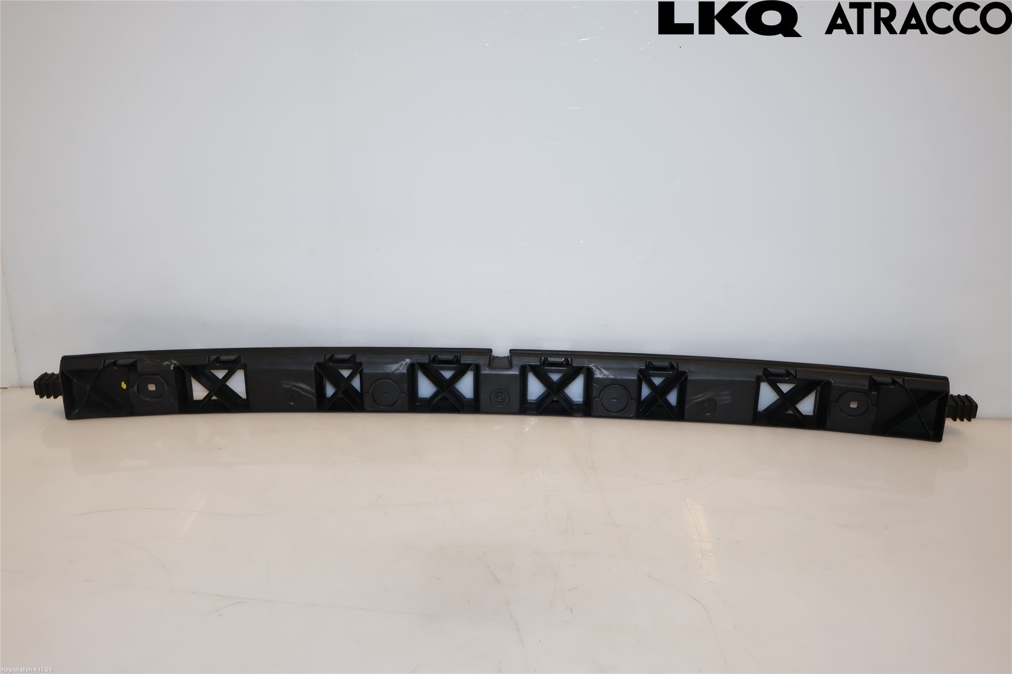 Audi A6 F2/C8 19- Stötfångardel Bak Mitt