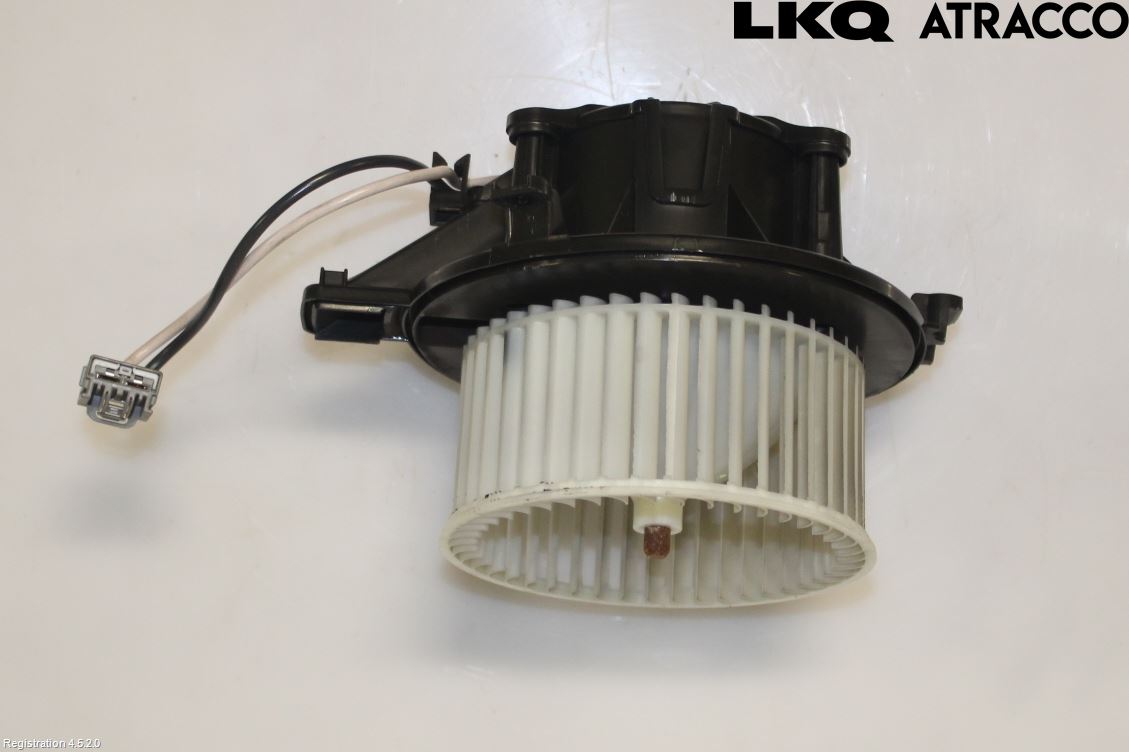 Opel ASTRA K 16-22 Värmefläkt