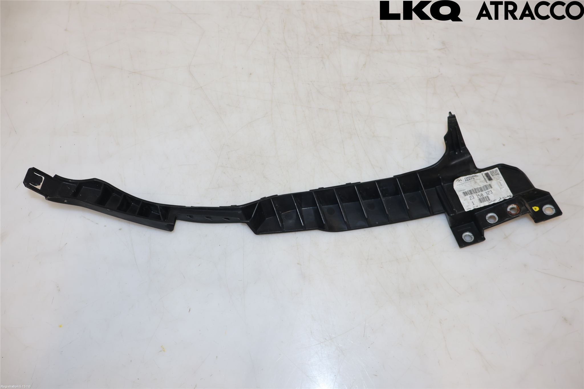 Opel INSIGNIA 09-16 Strålkast Fästsarg