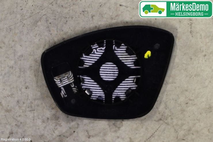 Peugeot 2008 13-20 Spegelglas Hö