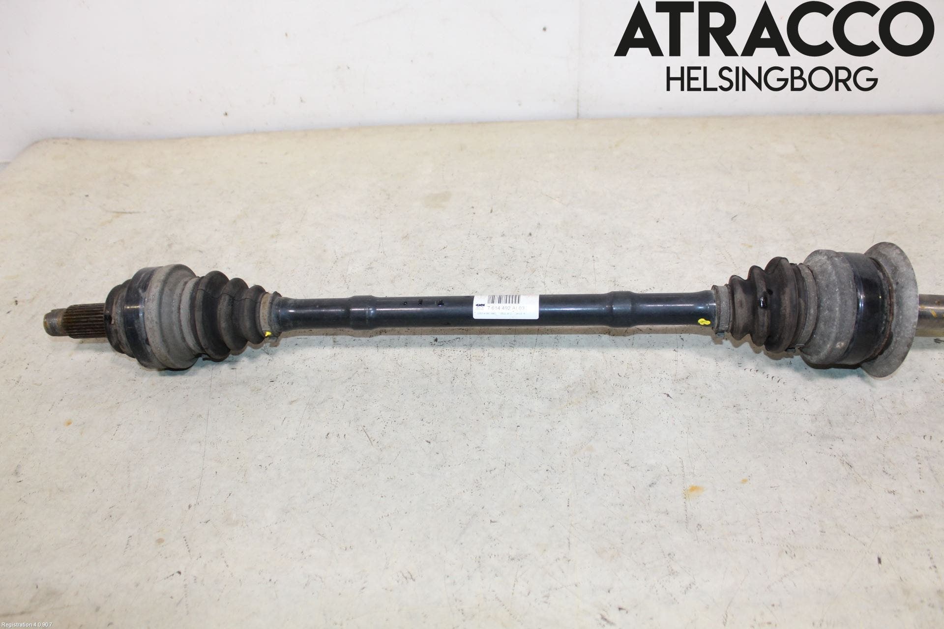 BMW X4 F26 14-18 Drivaxel Bak Höger