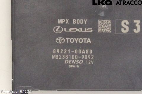 Toyota YARIS CROSS XP21 21- Komfort Styrdon