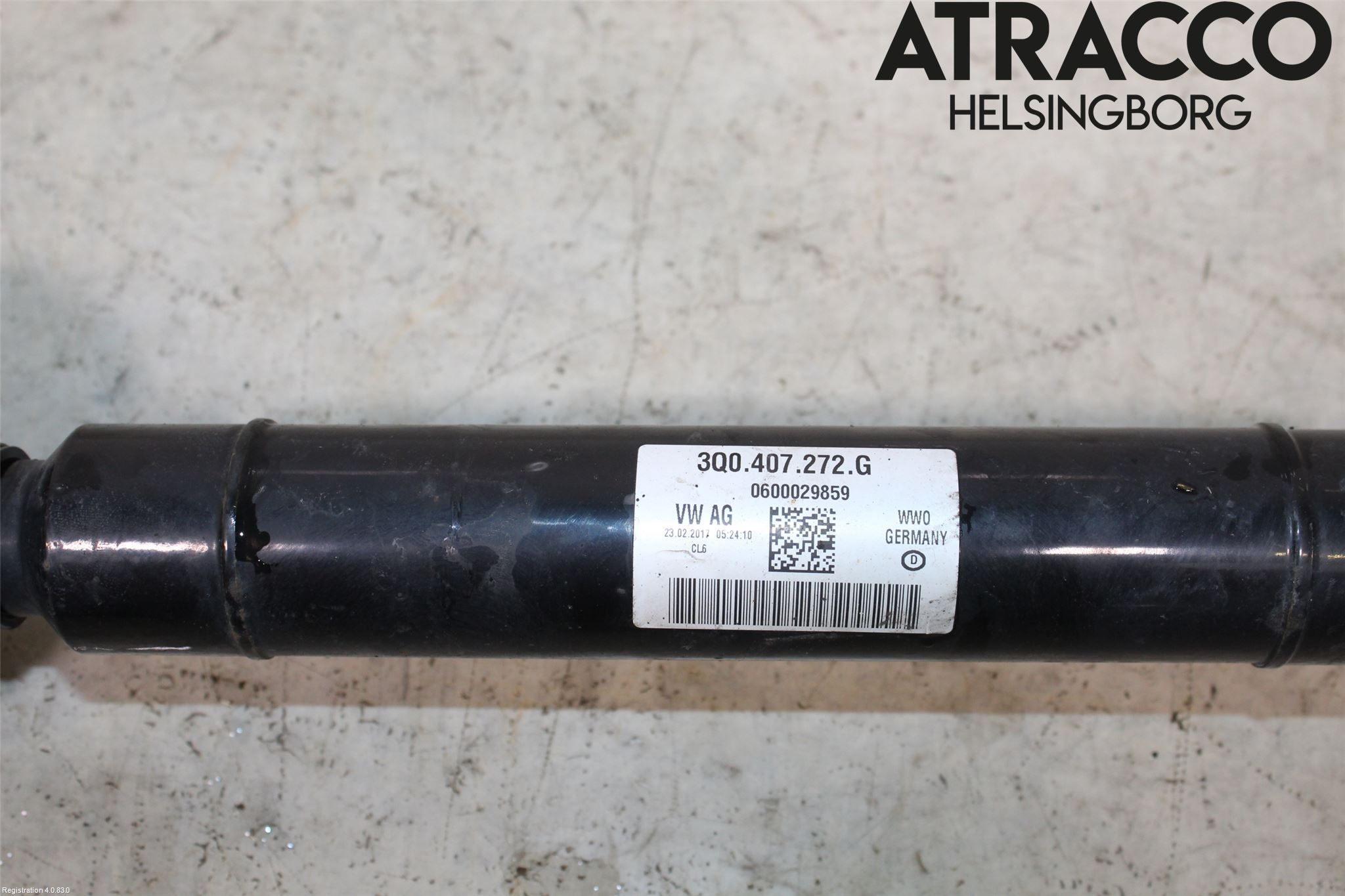 Volkswagen VW TIGUAN 16-24 Drivaxel Fram Höger