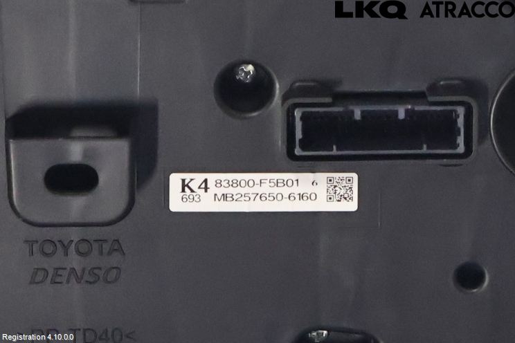 Toyota YARIS CROSS XP21 21- Instrument Komb
