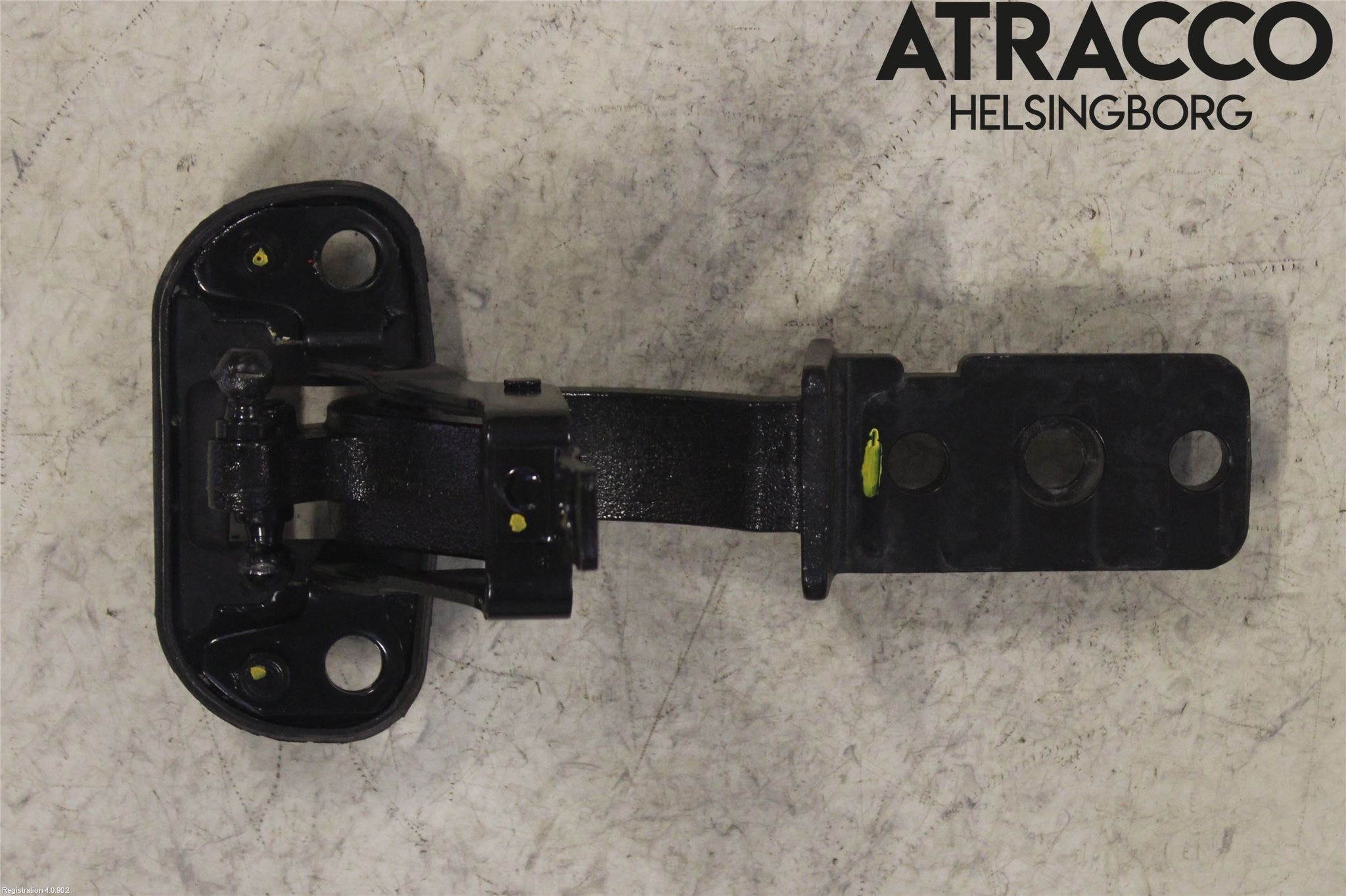 Volvo XC70 14-16 Bakluckegångjärn Vä