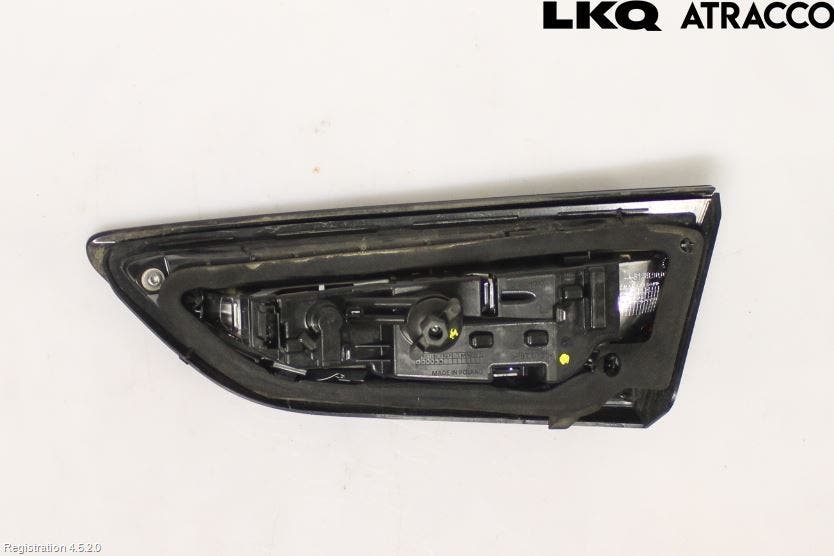 Opel ASTRA K 16-22 Bakljus Lucka Vä