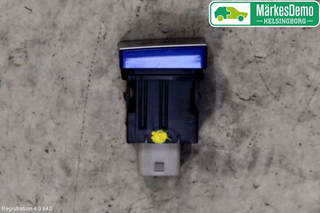 Mitsubishi OUTLANDER 13-21 Strömställare Övrigt