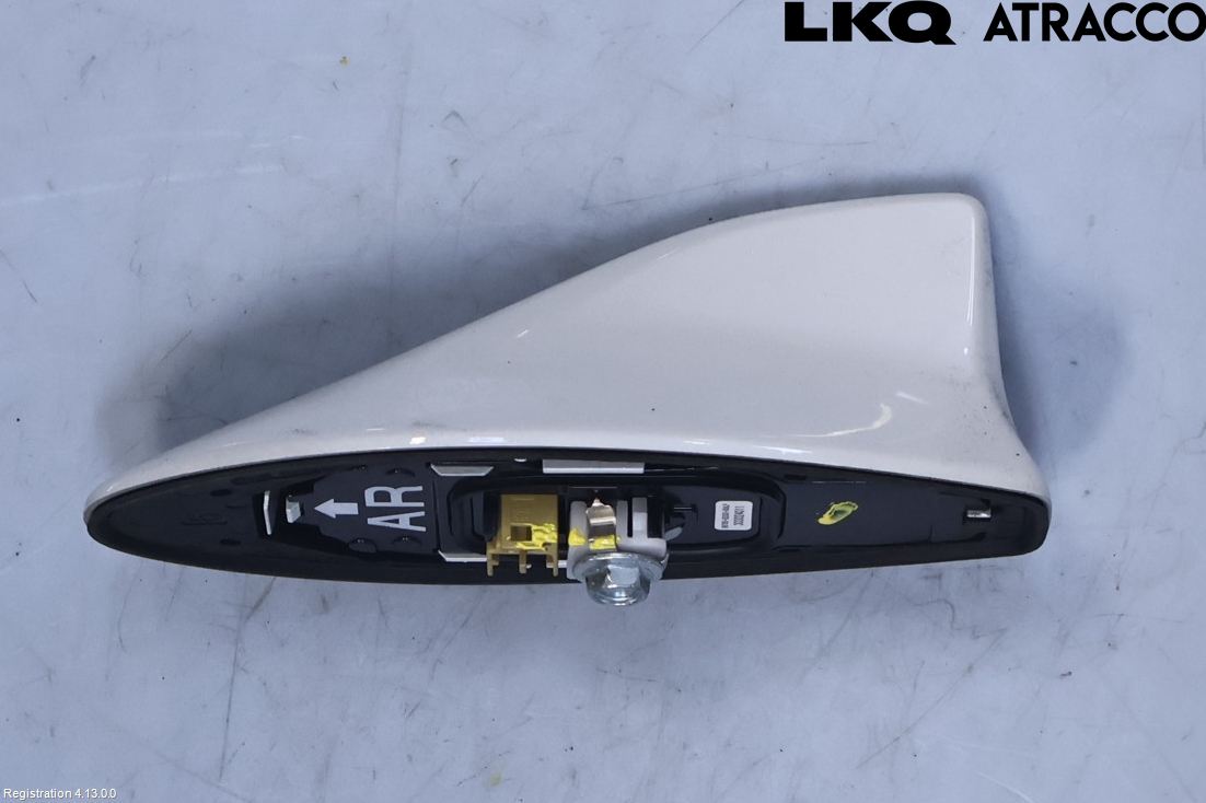 Toyota CAMRY 19-24 Antenn