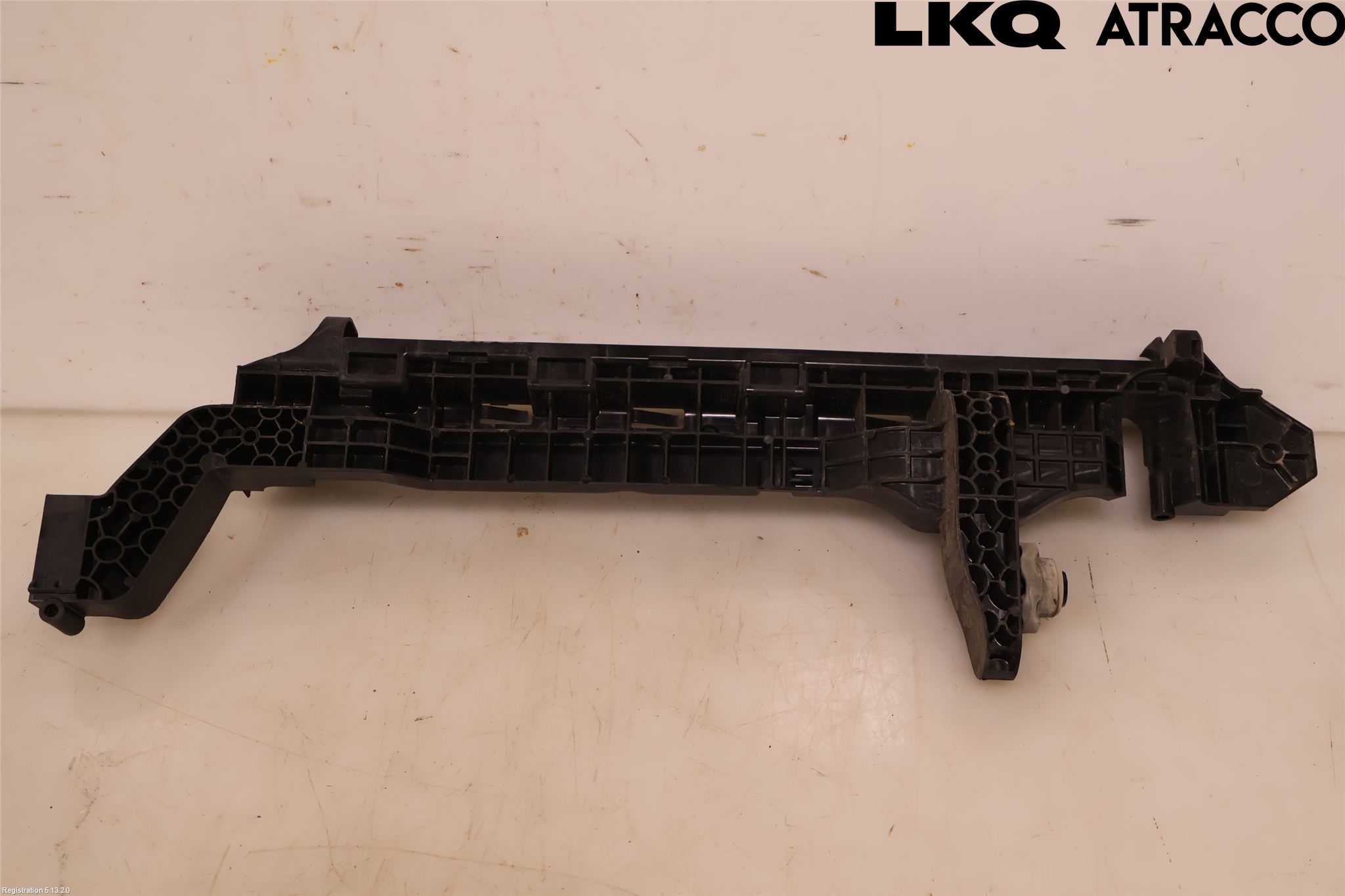 Mercedes-Benz MB VITO/V-KLASS (W640,W447,W448) 14- Kylarfäste-Ram-Balk