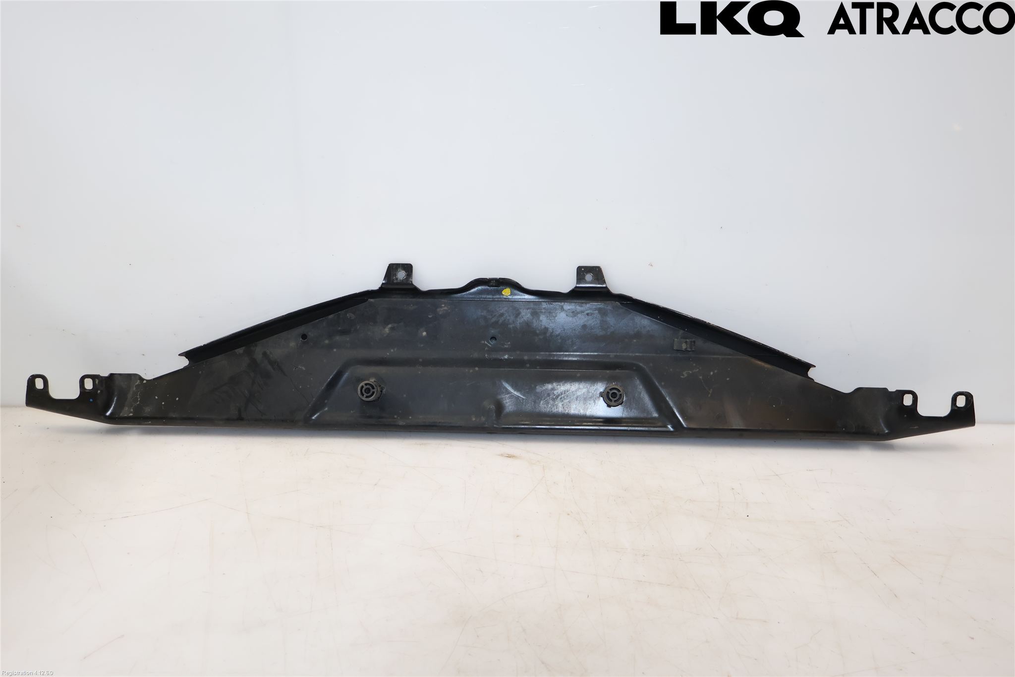 BMW 5 F10/F11/F18 09-17 Front Huvlåsplåt-Balk
