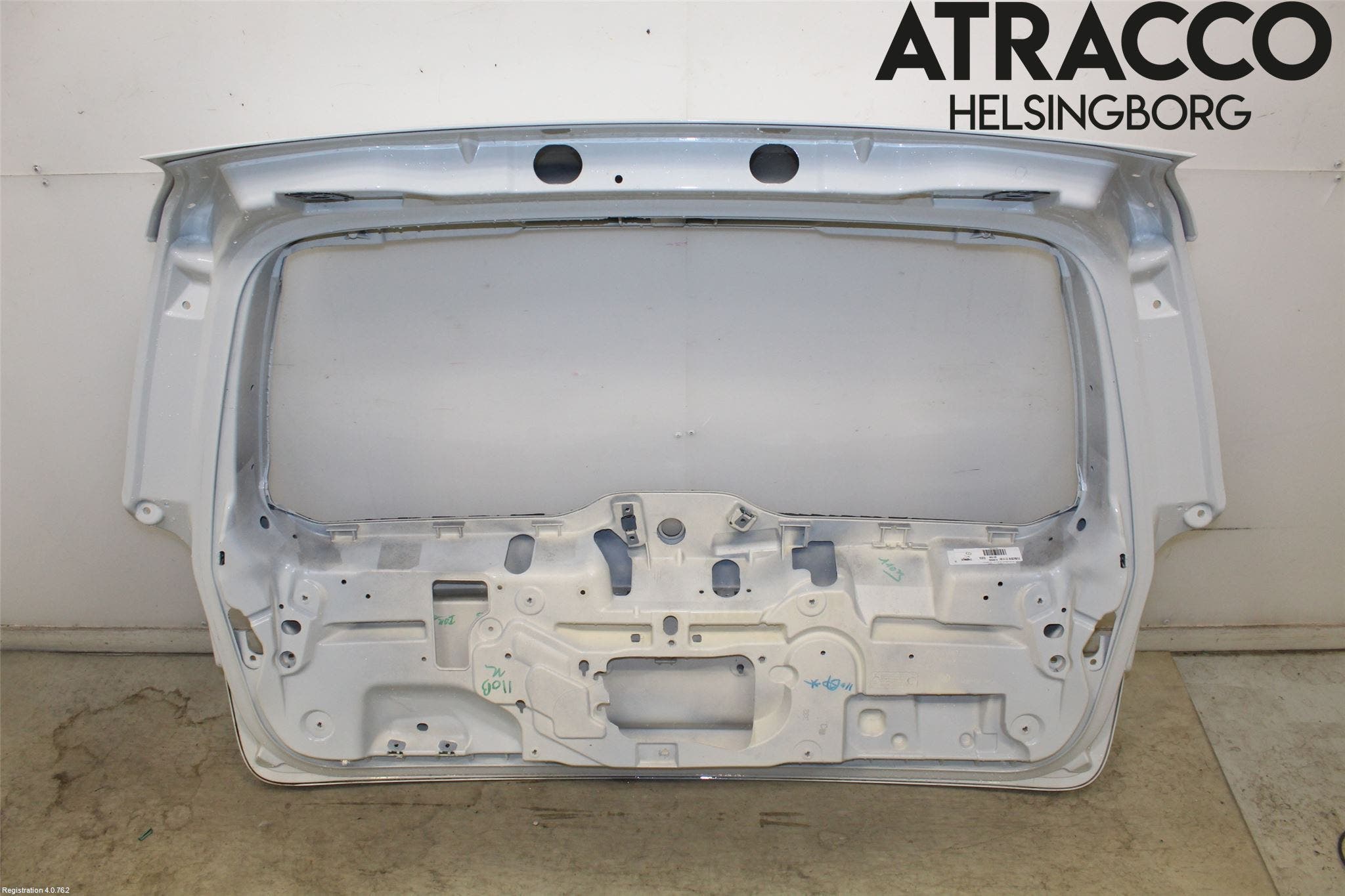 Volvo XC70 14-16 Baklucka Kombi