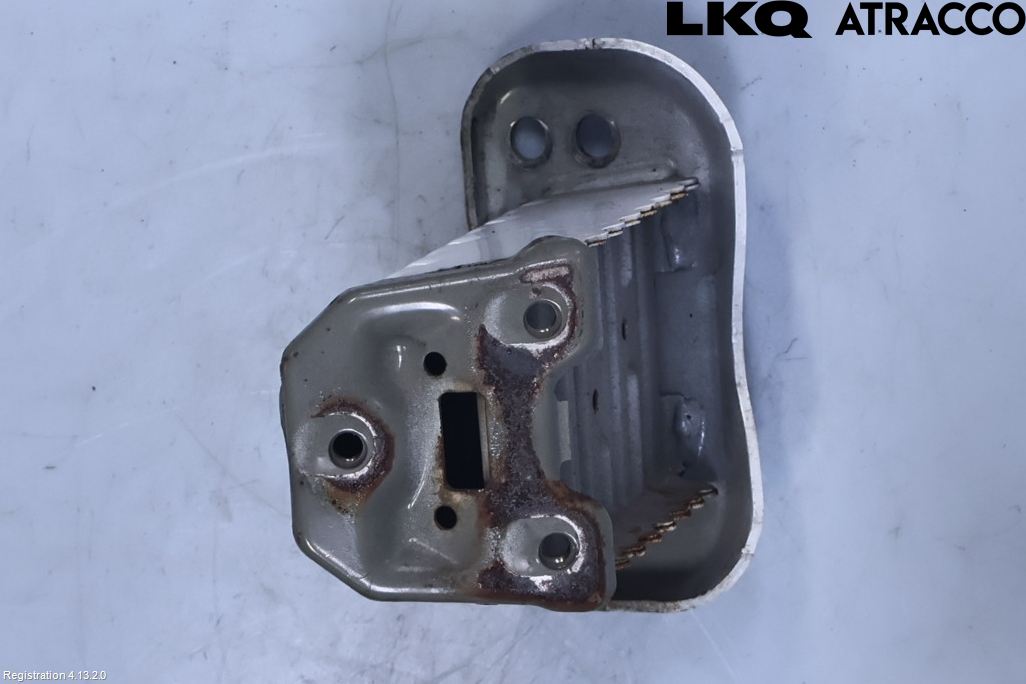 Toyota YARIS XP130 15-20 Stötfångarbärjärn Fram
