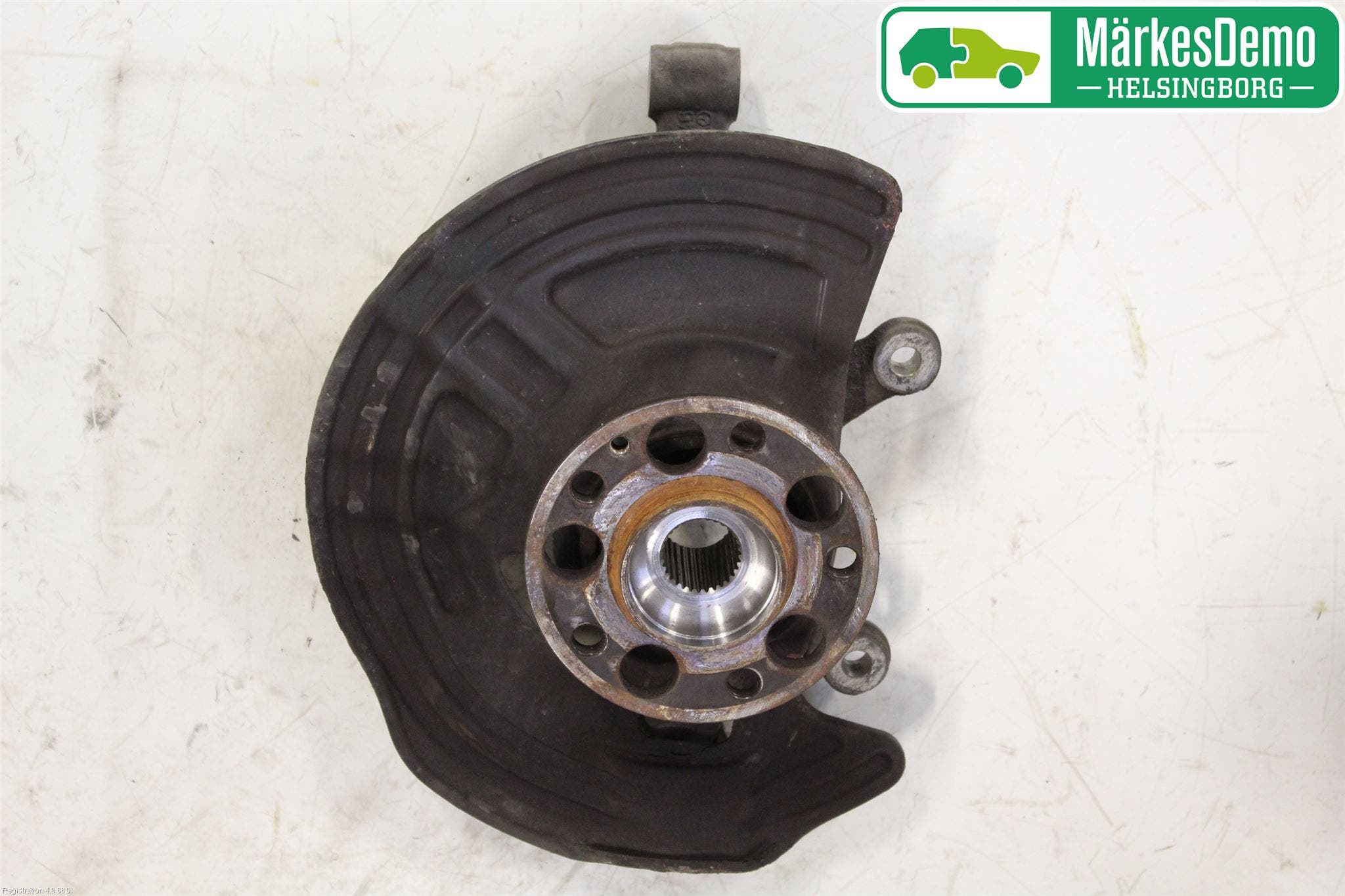 Mercedes-Benz MB B-KLASS (W246/W242) 12-19 Styrspindel Lagerhus Hö