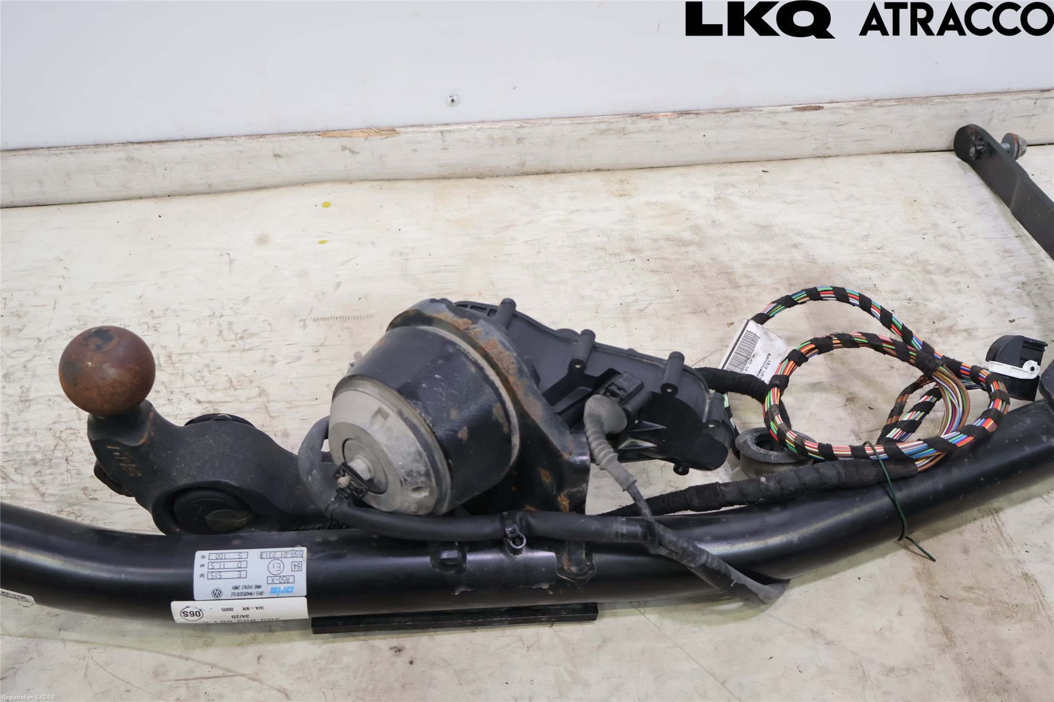 Volkswagen VW PASSAT 20-24 Dragkrok