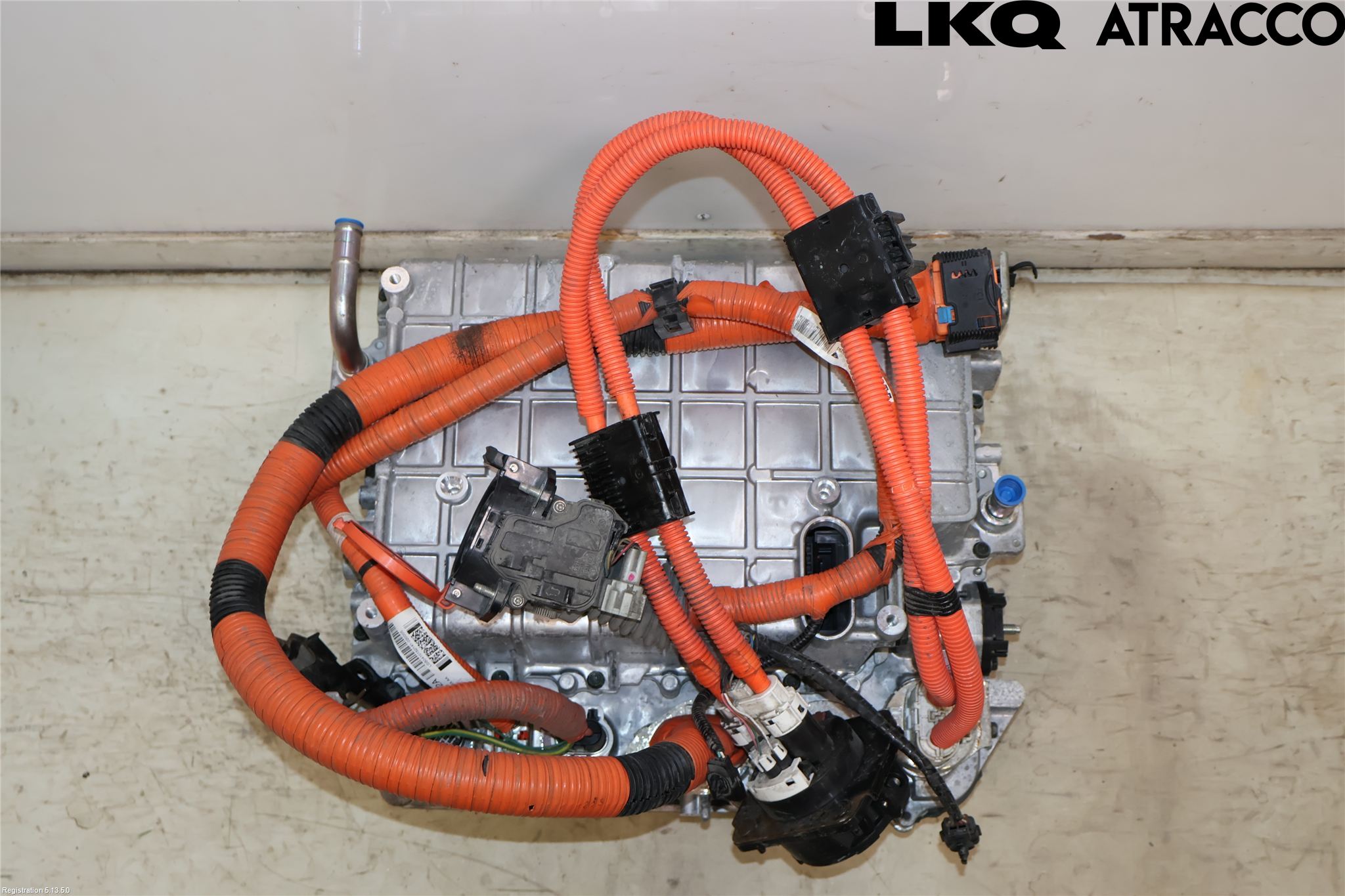 Nissan LEAF 18- Converter