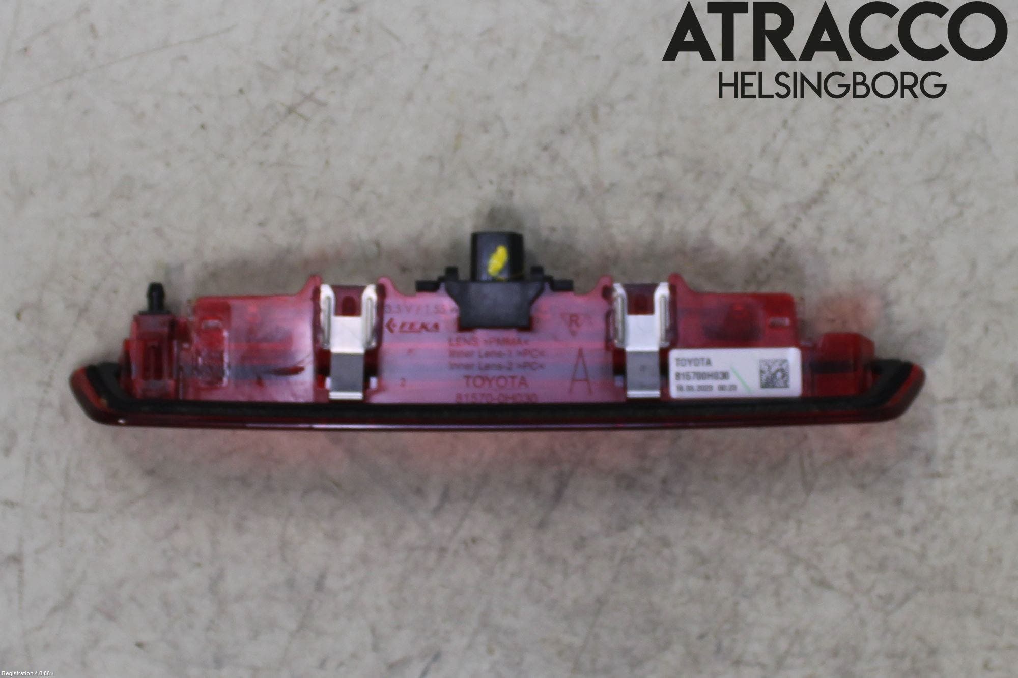 Toyota AYGO X AB70 22- Bromsljus Bakruta