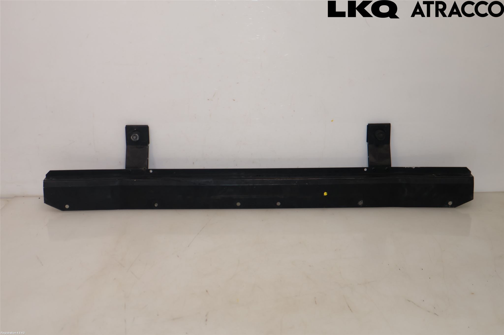 BMW 6 E63/64    02-10 Front Huvlåsplåt-Balk