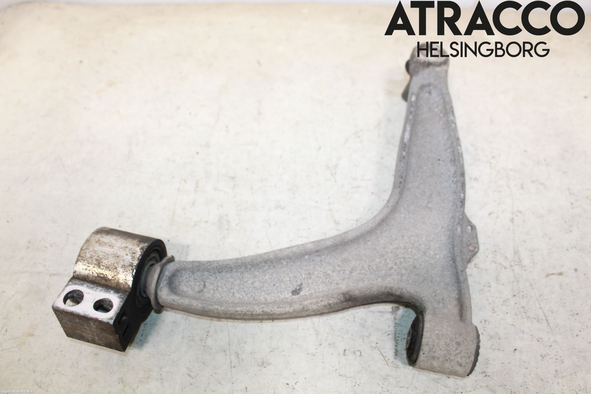 Saab 9-3 VER2/VER3 08-15 Bärarm Fram Undre Hö