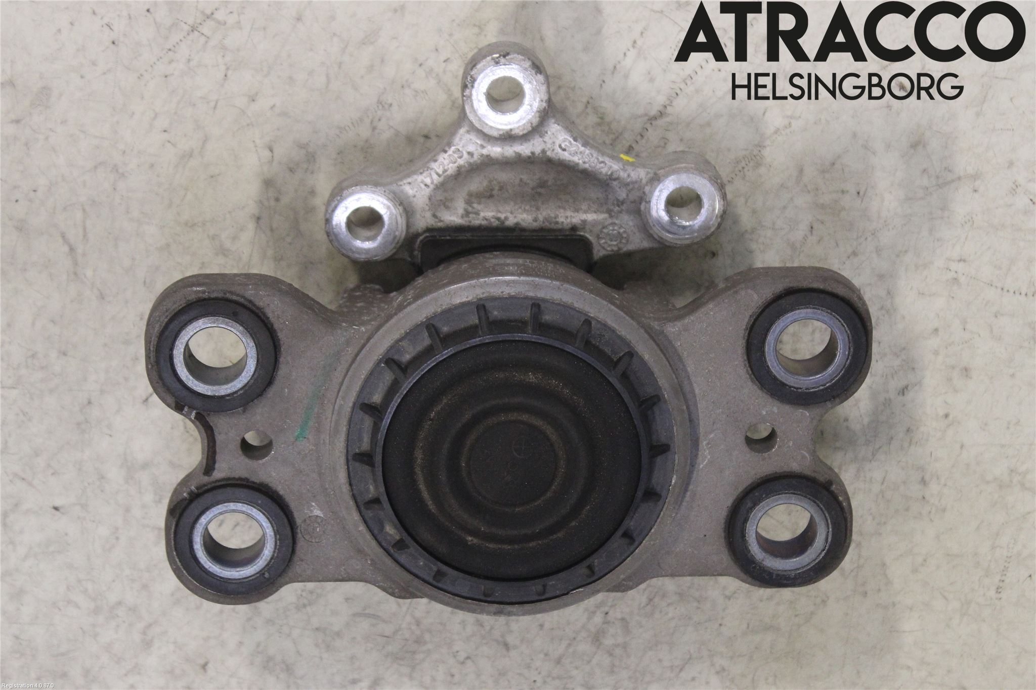 Volvo XC60 09-13 Växellådsfäste