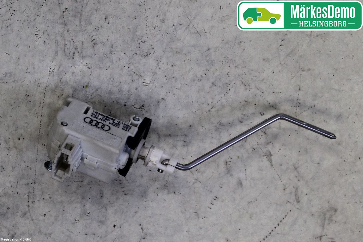 Audi A3/S3 05-13 Centrallåsmot Tanklucka